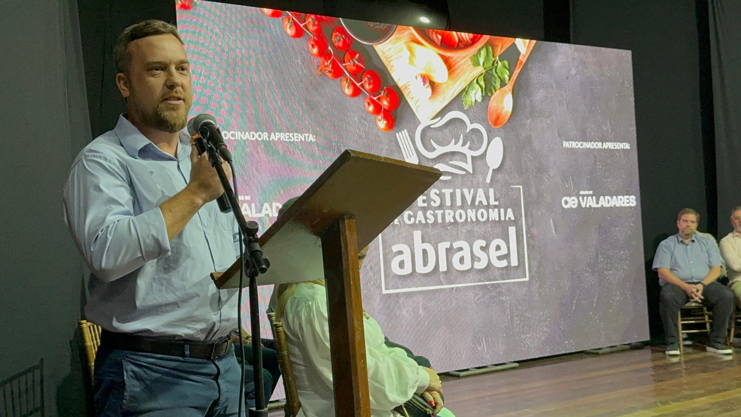 Qualidade da água tratada será destaque no Festival Abrasel de Gastronomia Qualidade da água tratada será destaque no Festival Abrasel de Gastronomia