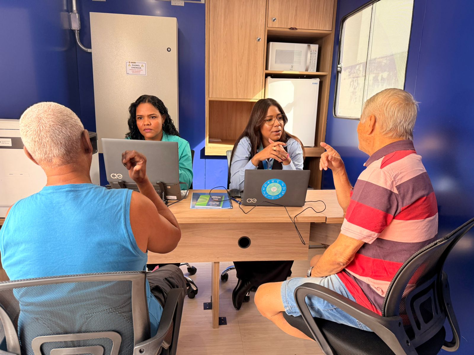 Unidade de Atendimento Móvel da Águas de Valadares estaciona no São Raimundo Unidade de Atendimento Móvel da Águas de Valadares estaciona no São Raimundo