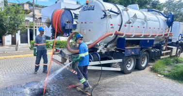 Águas de Valadares faz mutirão para identificar e desobstruir redes de esgoto