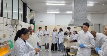Águas de Valadares leva minicurso sobre tratamento de água à Semana Acadêmica de Biomedicina da Univale